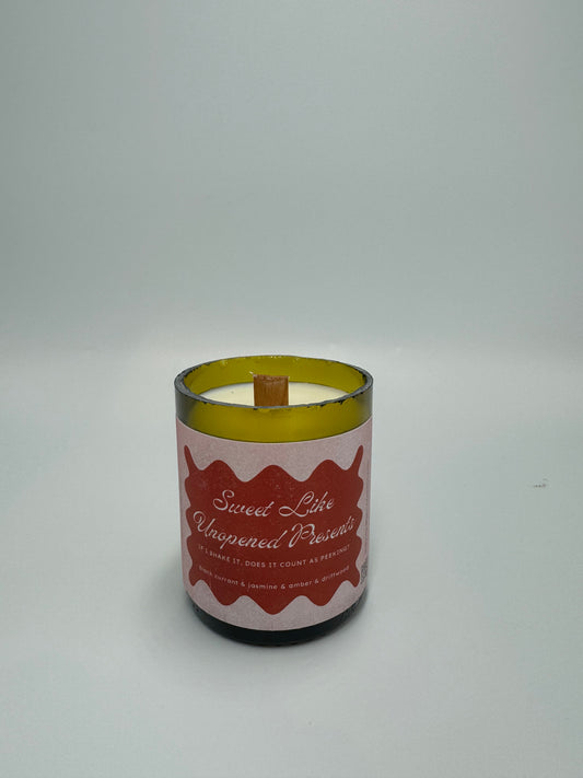 Sweet Like Unopened Presents - Black Currant & Jasmine & Amber & Driftwood Soy Wax Candle