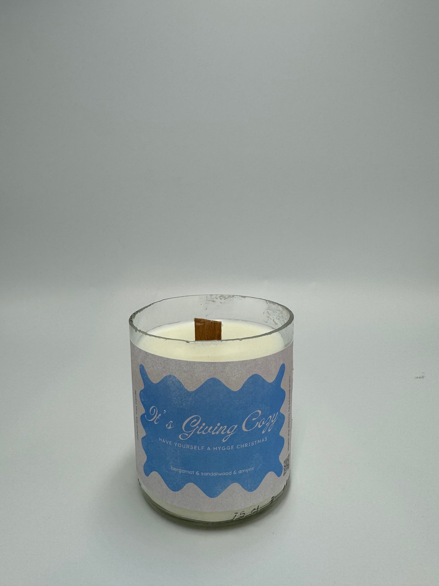 It's Giving Cozy - Bergamot Sandalwood & Amyris Soy Wax Candle